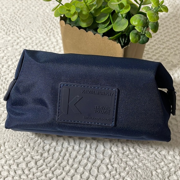 Kevin Murphy navy travel toiletries/makeup bag - Picture 1 of 6